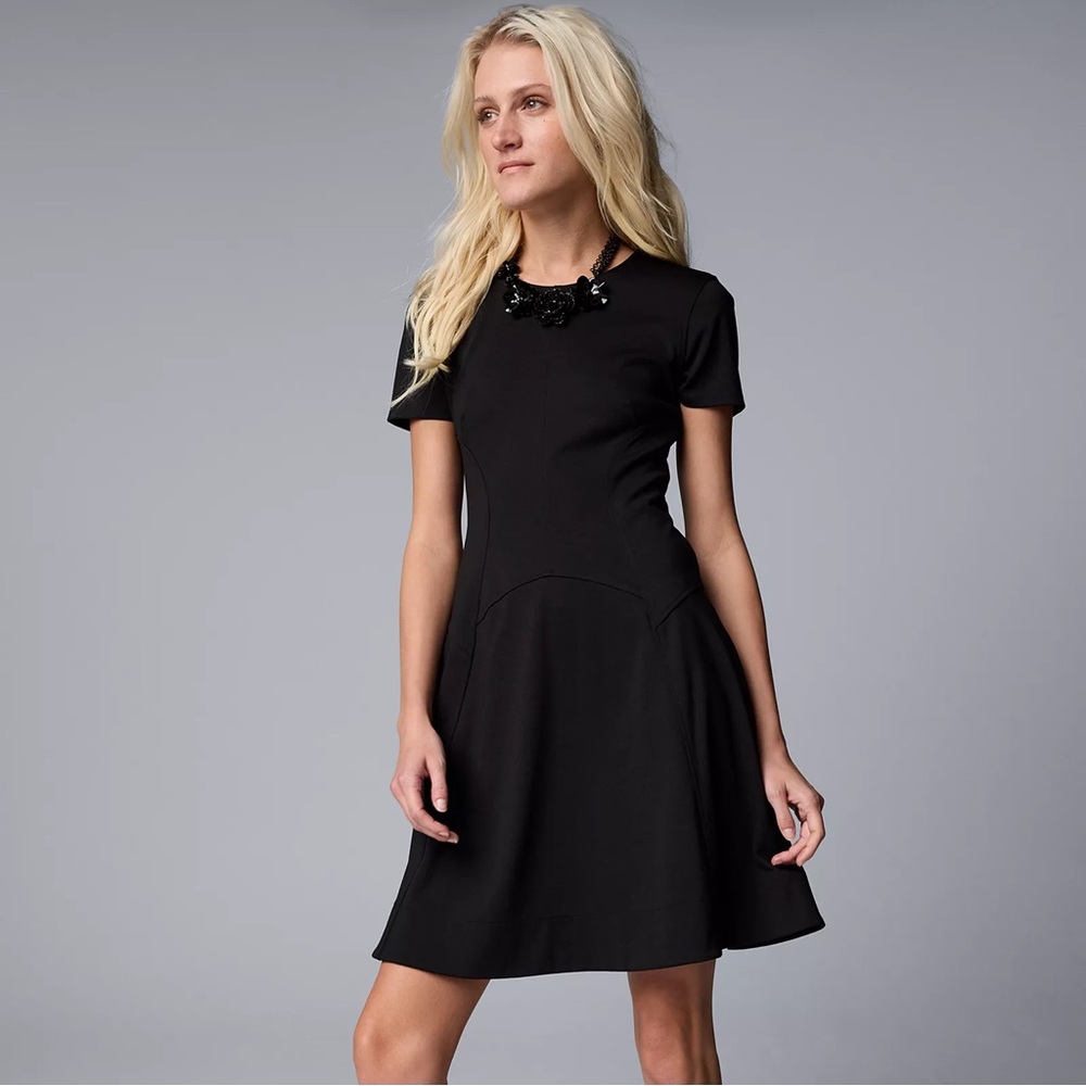 Simply Vera Short Sleeve Seamed Fit & Flare Dress
